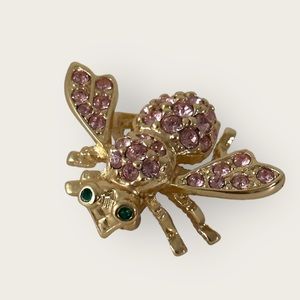 Joan Rivers Bee Broach